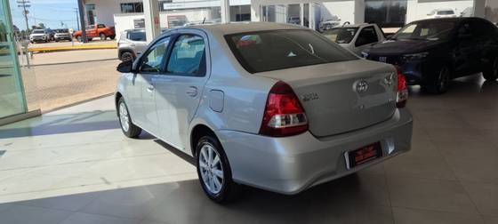 TOYOTA ETIOS 1.5 X PLUS SEDAN 16V FLEX 4P MANUAL TOYOTA ETIOS 1.5 X PLUS SEDAN 16V FLEX 4P MANUAL